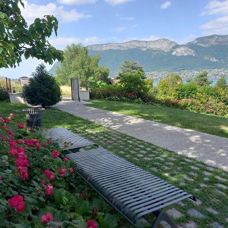 Appartement 100m lac et piste cyclable avec parking gratuit à Sévrier Extérieur photo